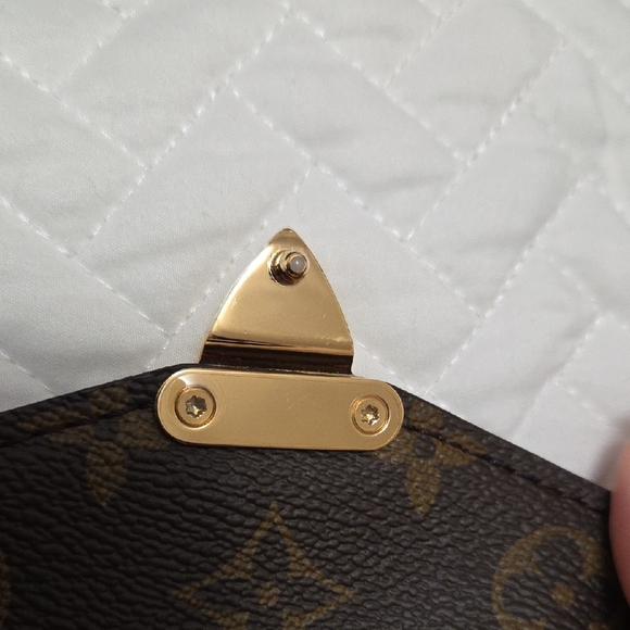 Authentic Louis Vuitton Metis Monogram Crossbody Bag EUC - Picture 8 of 16